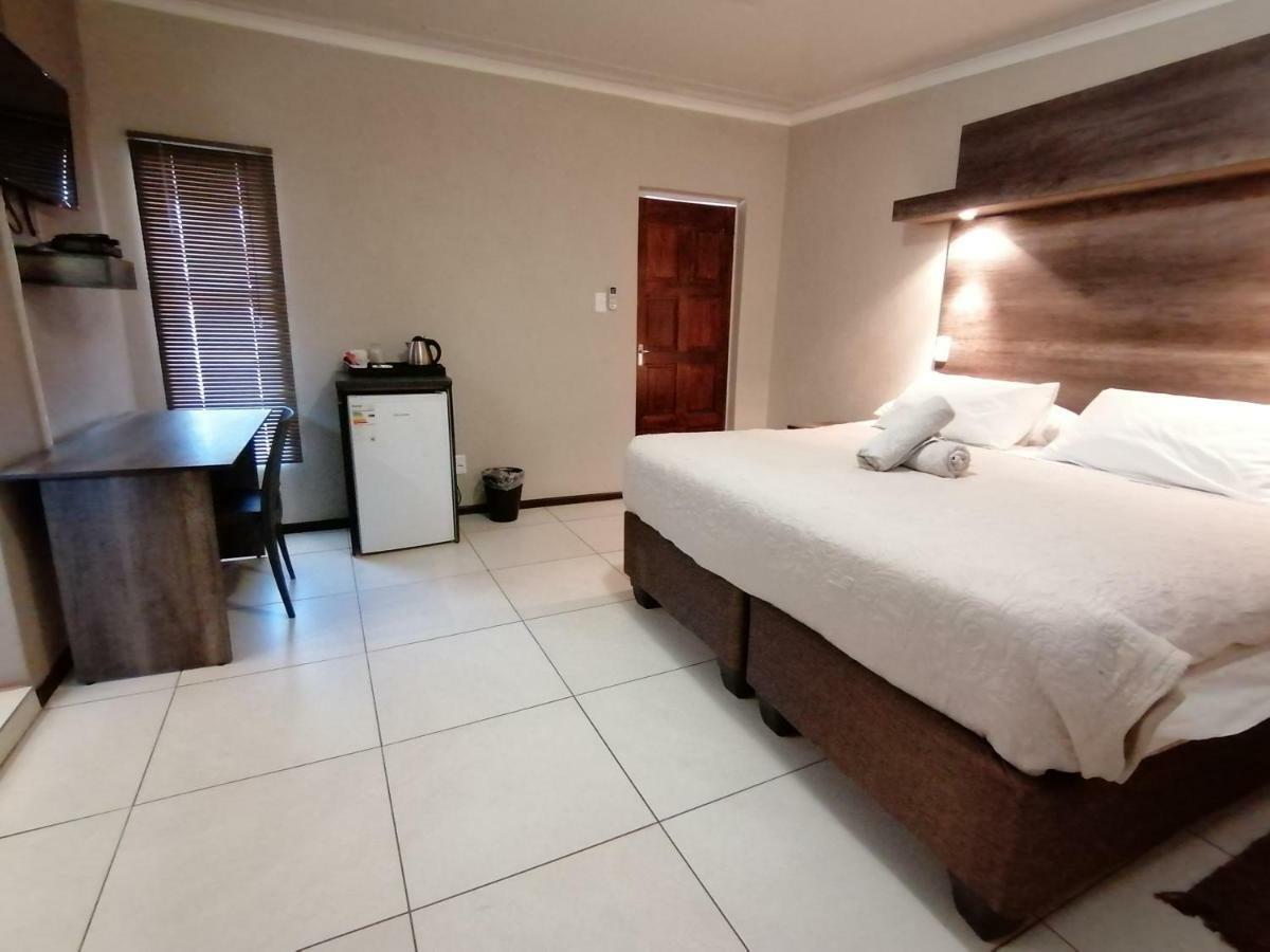 Goedehoop Guesthouse Zeerust Esterno foto