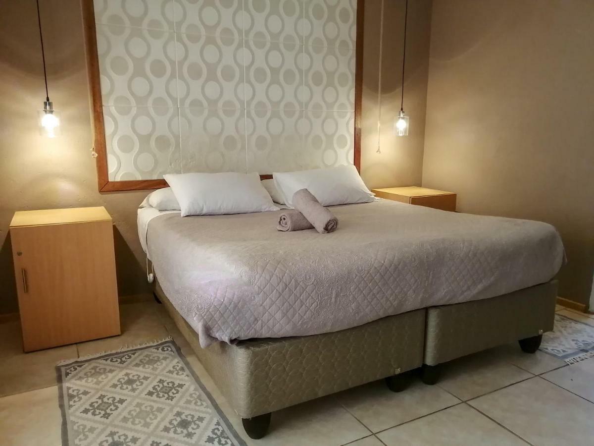 Goedehoop Guesthouse Zeerust Esterno foto